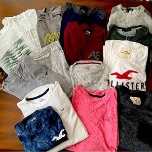 Bundle of 15 Men’s Hollister& American Eagle Tees (Long & Short mix, size Lg)